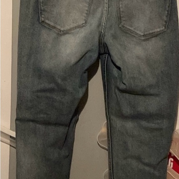 Like new!! KanCan Blue jeans size 16 women’s. - Picture 3 of 4